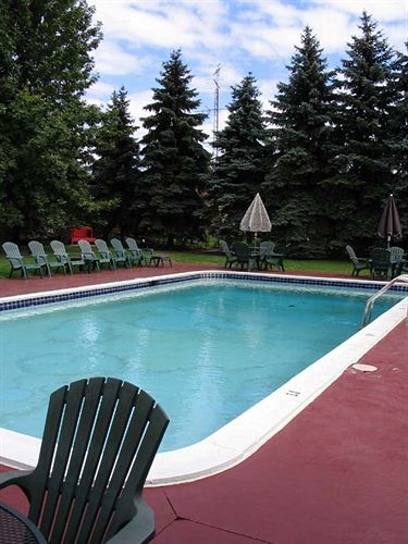 Ivy Rose Motor Inn Виндзор Экстерьер фото